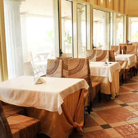 Royal Bay 4* Елените