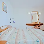 Royal Bay Szálloda 4*