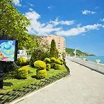 Royal Bay Szálloda Elenite