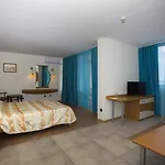Royal Bay Szálloda Elenite