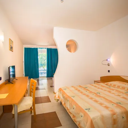 Royal Bay Hotel