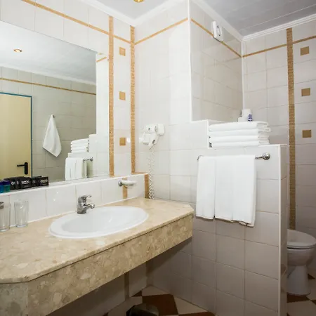 Royal Bay 4*