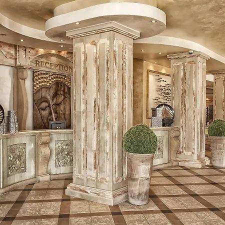 Hotel Royal Bay 4*