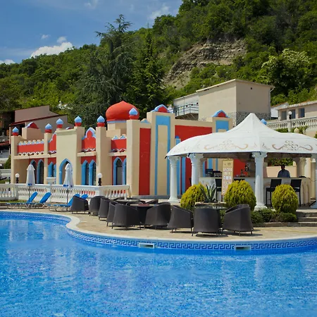 Royal Bay Hotel 4*
