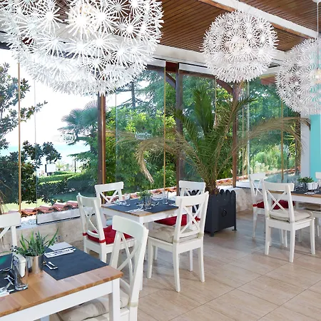 Royal Bay 4*