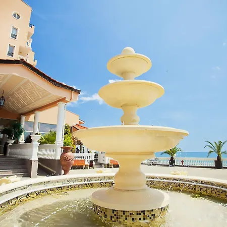 Royal Bay Hotel Elenite