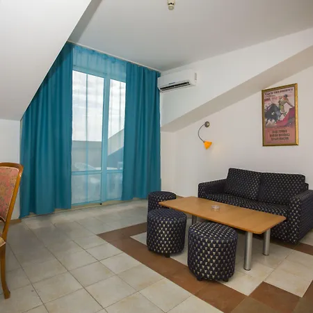 Szálloda Royal Bay 4*