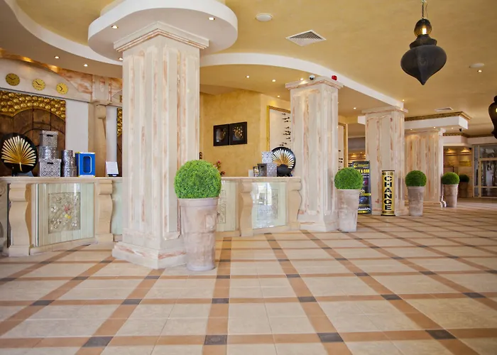 Royal Bay Hotel Elenite