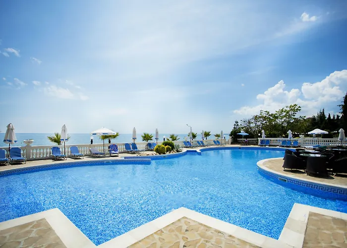 Royal Bay 4* Elenite