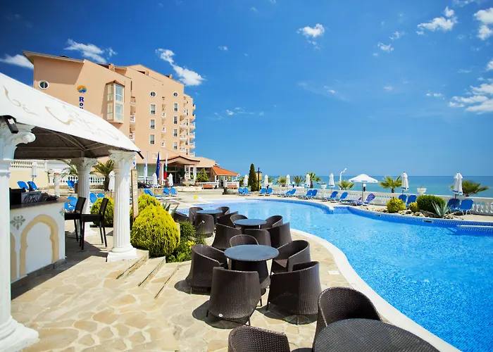 Royal Bay Szálloda 4*
