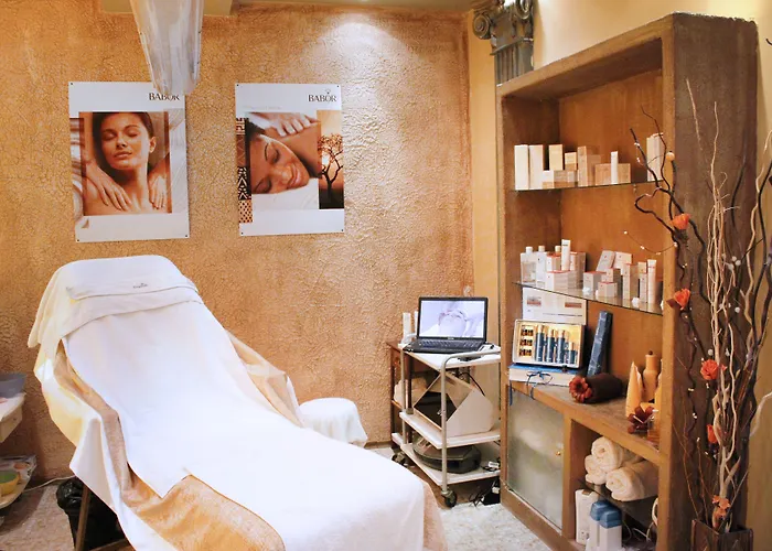 Royal Bay Szálloda Elenite