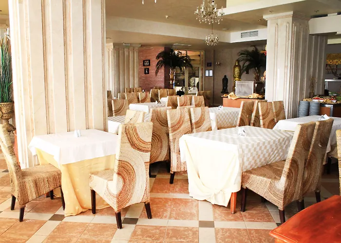 Royal Bay Szálloda Elenite